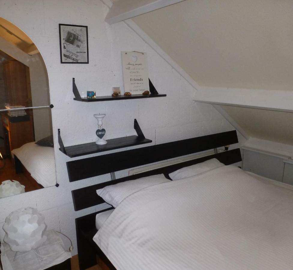 Room In 오스 외부 사진